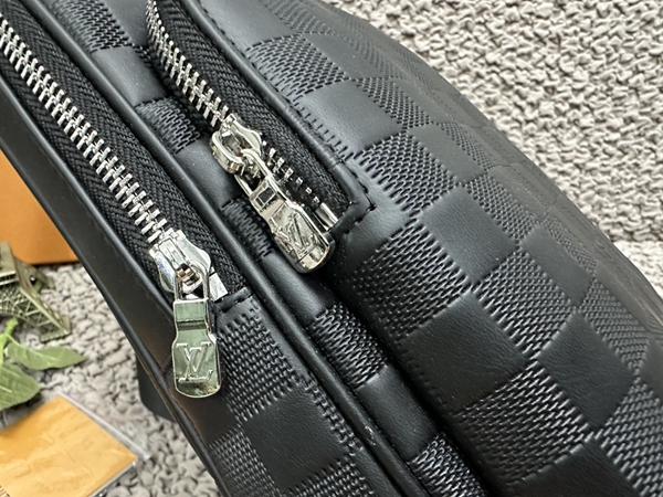 ルイヴィトンバッグ細部ディテール